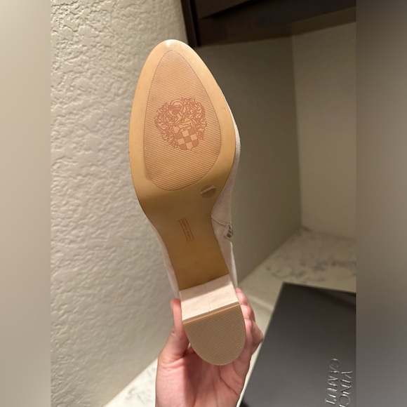 Vince Camuto Isanna Booties - Picture 6 of 16